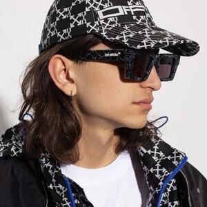 New, OFF-WHITE Sunglasses NASSAU OERI017 1107 Authentic